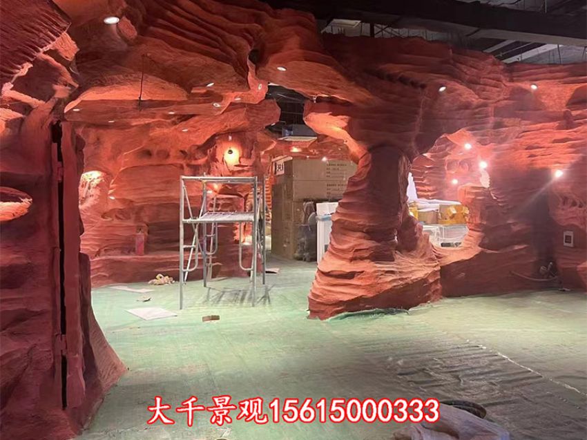 點(diǎn)擊查看詳細(xì)信息<br>標(biāo)題：溶洞民宿 閱讀次數(shù)：547